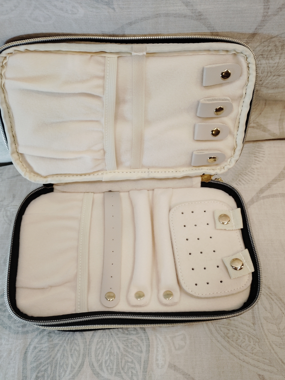 Quilted Black Travel Jewelry Bag Organizer - Picture 2 of 6